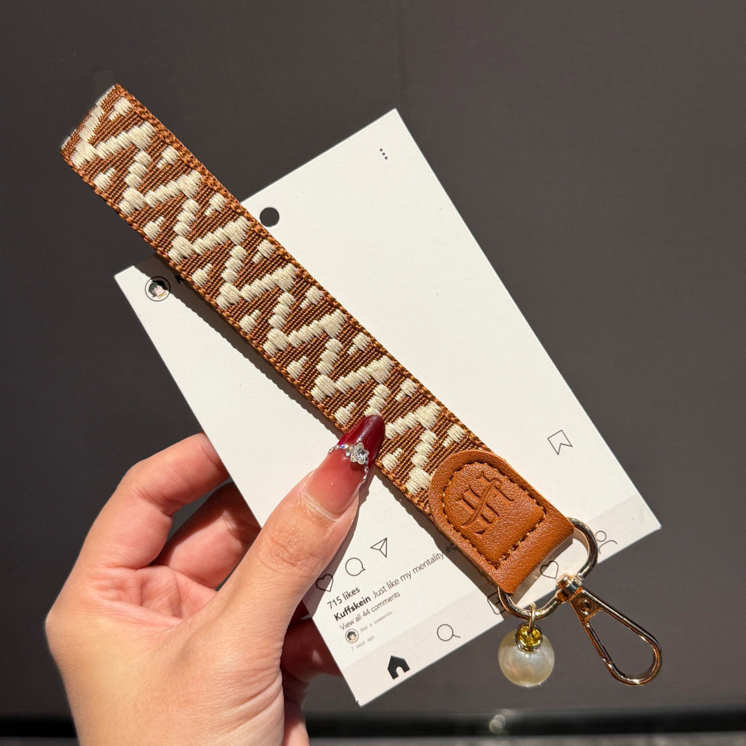 Fashion Woven Phone Strap for Daily Outfits