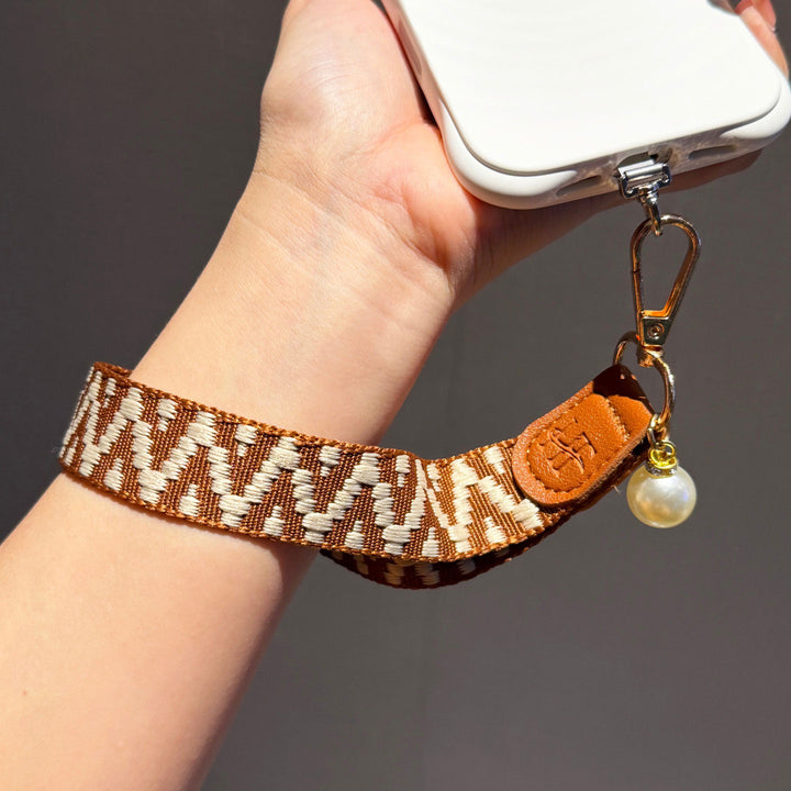 Fashion Woven Phone Strap for Daily Outfits